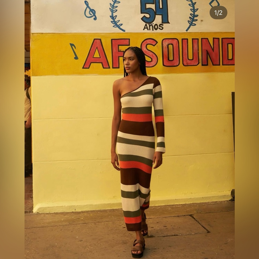 Loopzu - Knit Asymmetrical Maxi Dress